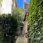 Le Petit Duc Apartment *